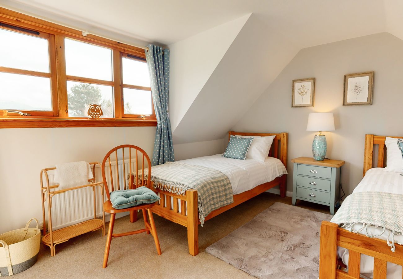 Twin room in Highland holiday cottage
