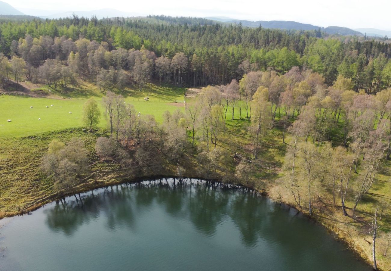Cottage in Feshie Bridge - Druim an Lochain Cottage - farmstay in The Cairngorms