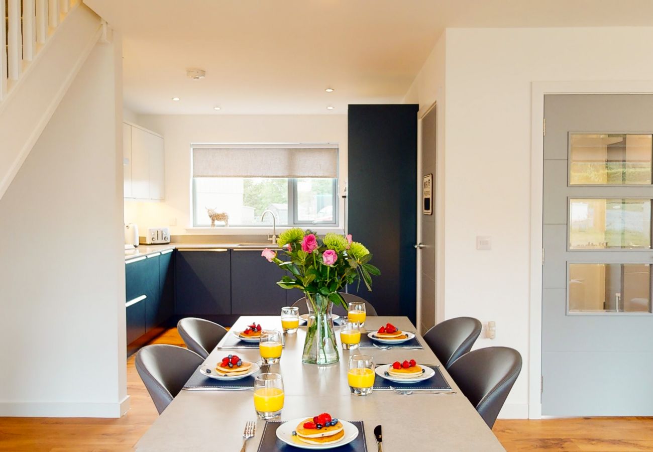 Dining space in self catering accommodation in Aviemore