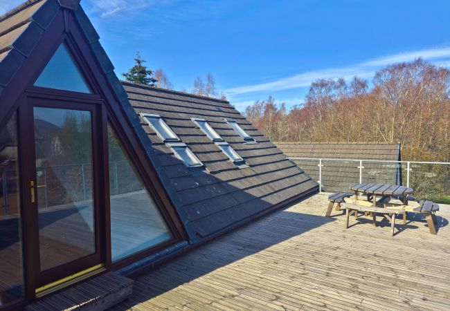 House in Aviemore - Dalfern Lodge - Aviemore lodge with hot tub and bbq hut House in Aviemore - Dalfern Lodge - Aviemore lodge with hot tub and bbq hut