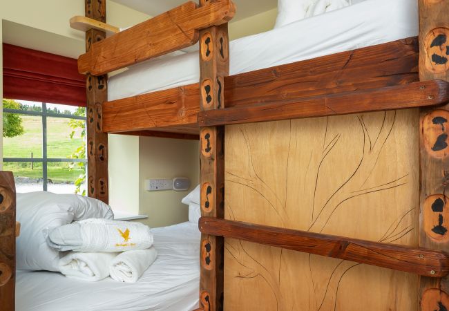 Two single bunks in a Cairngrorm lodge