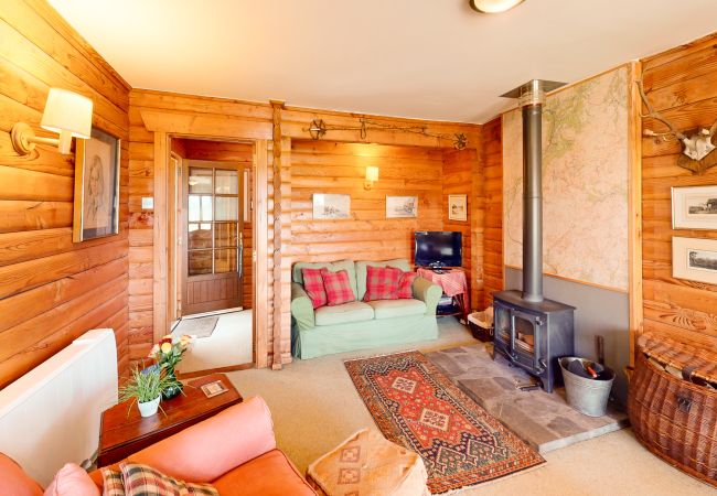 Living room in a Highland Log Cabin