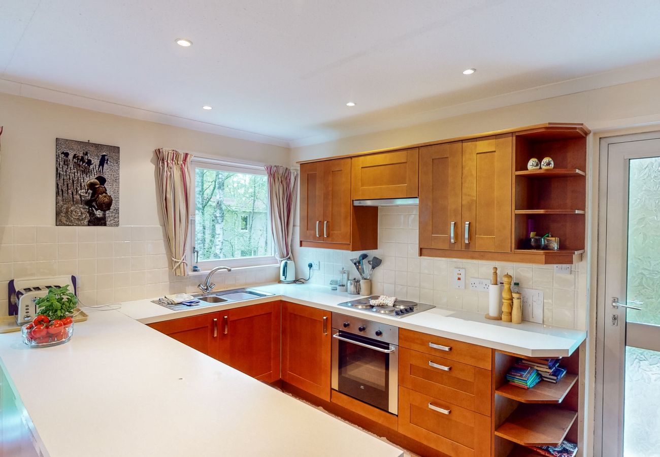 Kitchen and dining space in a Cairngorm holiday home