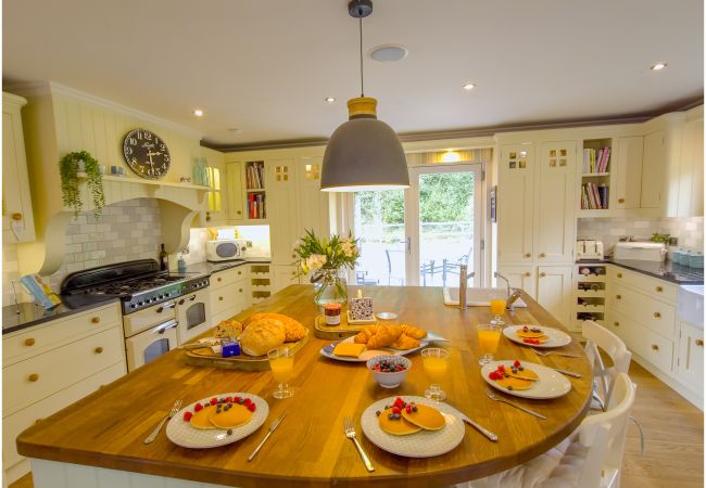 House in Tomatin - The Bell House - Highland hot tub lodge House in Tomatin - The Bell House - Highland hot tub lodge