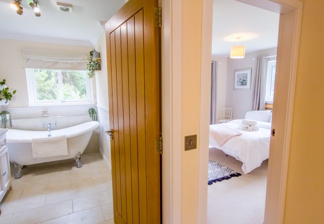 House in Tomatin - The Bell House - Highland hot tub lodge House in Tomatin - The Bell House - Highland hot tub lodge