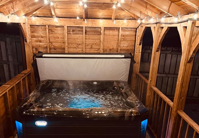 House in Aviemore - Lairig Ghru Lodge in Aviemore House in Aviemore - Lairig Ghru Lodge in Aviemore