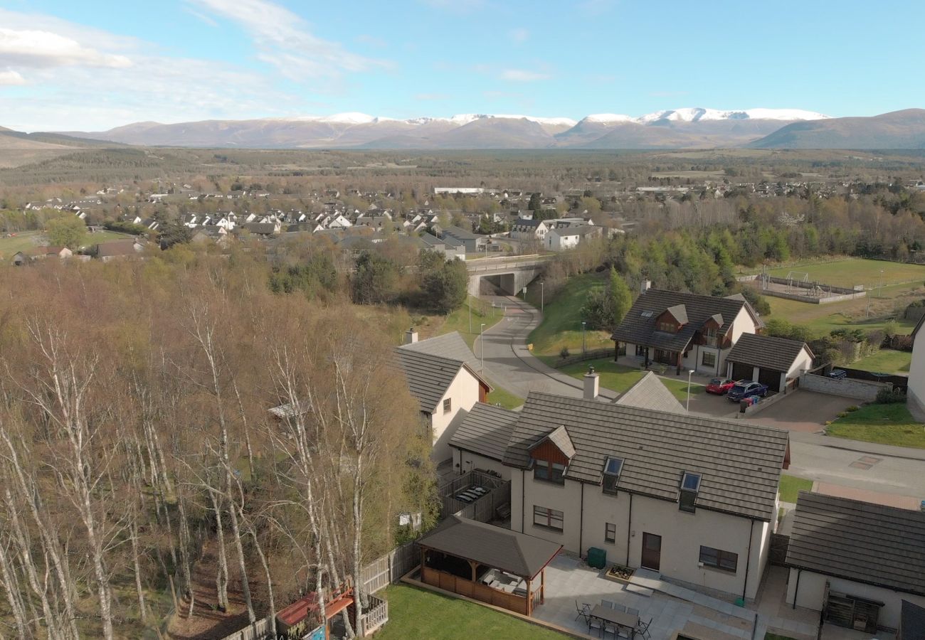 House in Aviemore - Lairig Ghru Lodge in Aviemore