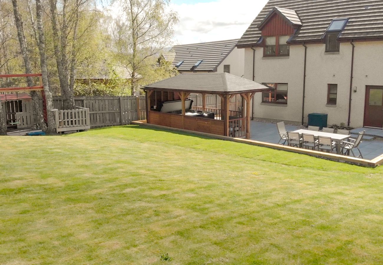 House in Aviemore - Lairig Ghru Lodge in Aviemore