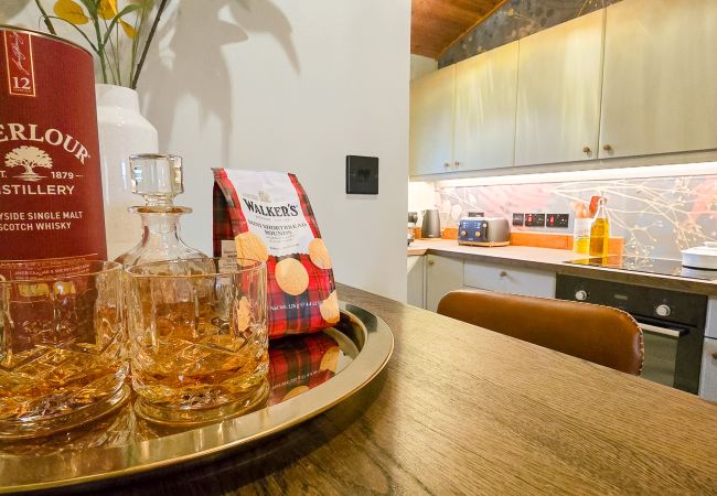 Cottage in Kincraig - Cozy Telford Cottage Retreat in Insh, Cairngorms for Couples Cottage in Kincraig - Cozy Telford Cottage Retreat in Insh, Cairngorms for Couples