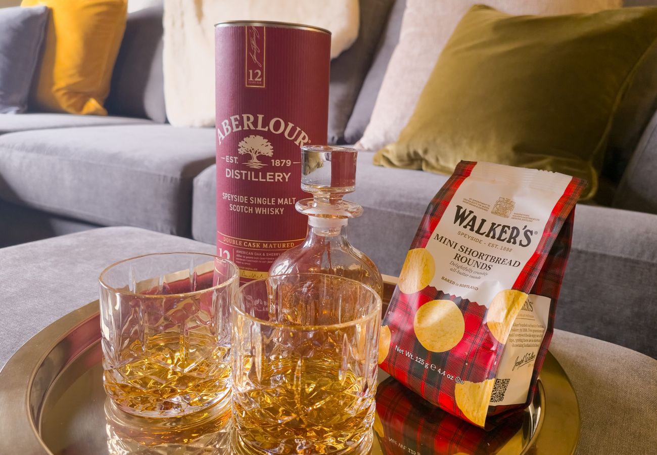 Aberlour Whisky and Walkers Shortbread in a Highland self catering cottage