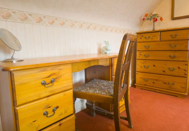 House in Aviemore - Birchview- central Aviemore accommodation with garden.  House in Aviemore - Birchview- central Aviemore accommodation with garden.