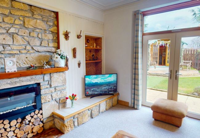 House in Aviemore - Birchview- central Aviemore accommodation with garden.  House in Aviemore - Birchview- central Aviemore accommodation with garden.