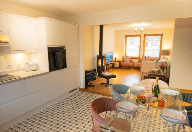 House in Aviemore - 17 Corbett Place - Aviemore