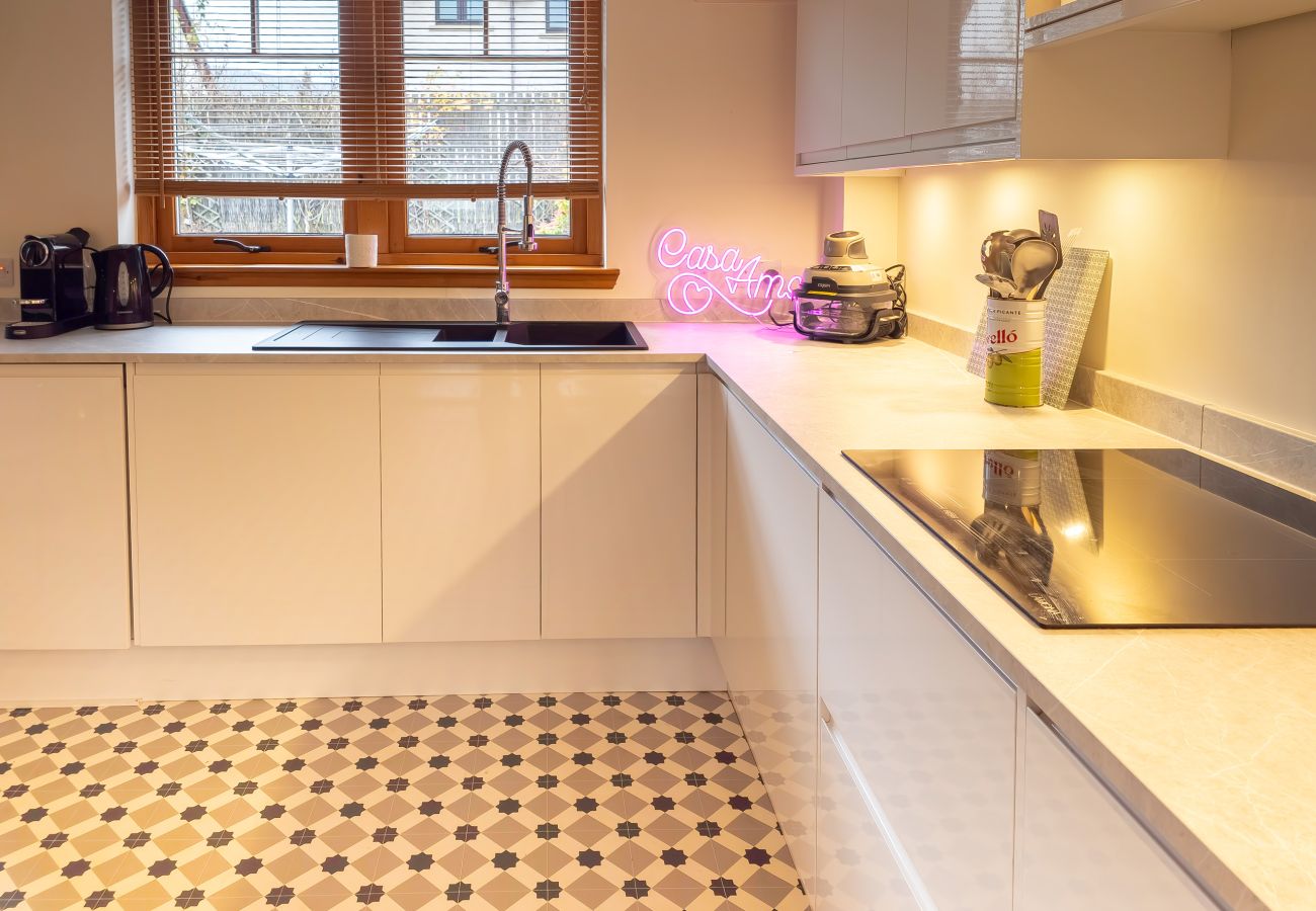 Fully equipped kitchen Aviemore self-catering