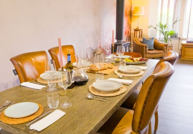 House in Aviemore - Luxurious Aviemore Lodge with hot tub House in Aviemore - Luxurious Aviemore Lodge with hot tub