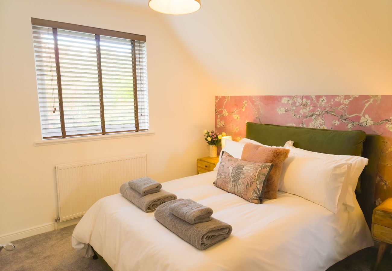 House in Aviemore - Luxurious Aviemore Lodge with hot tub