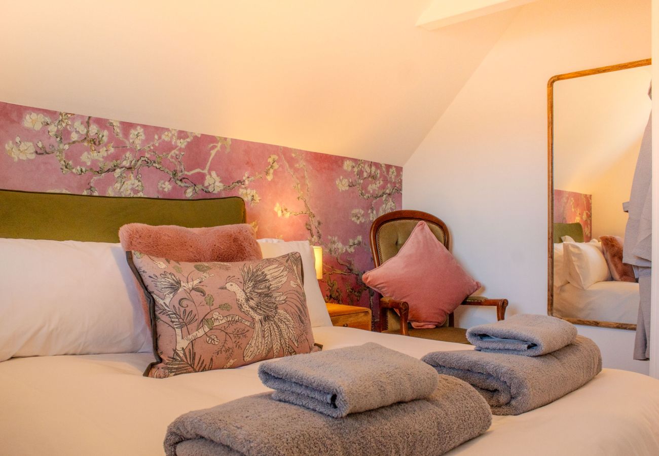 House in Aviemore - Luxurious Aviemore Lodge with hot tub