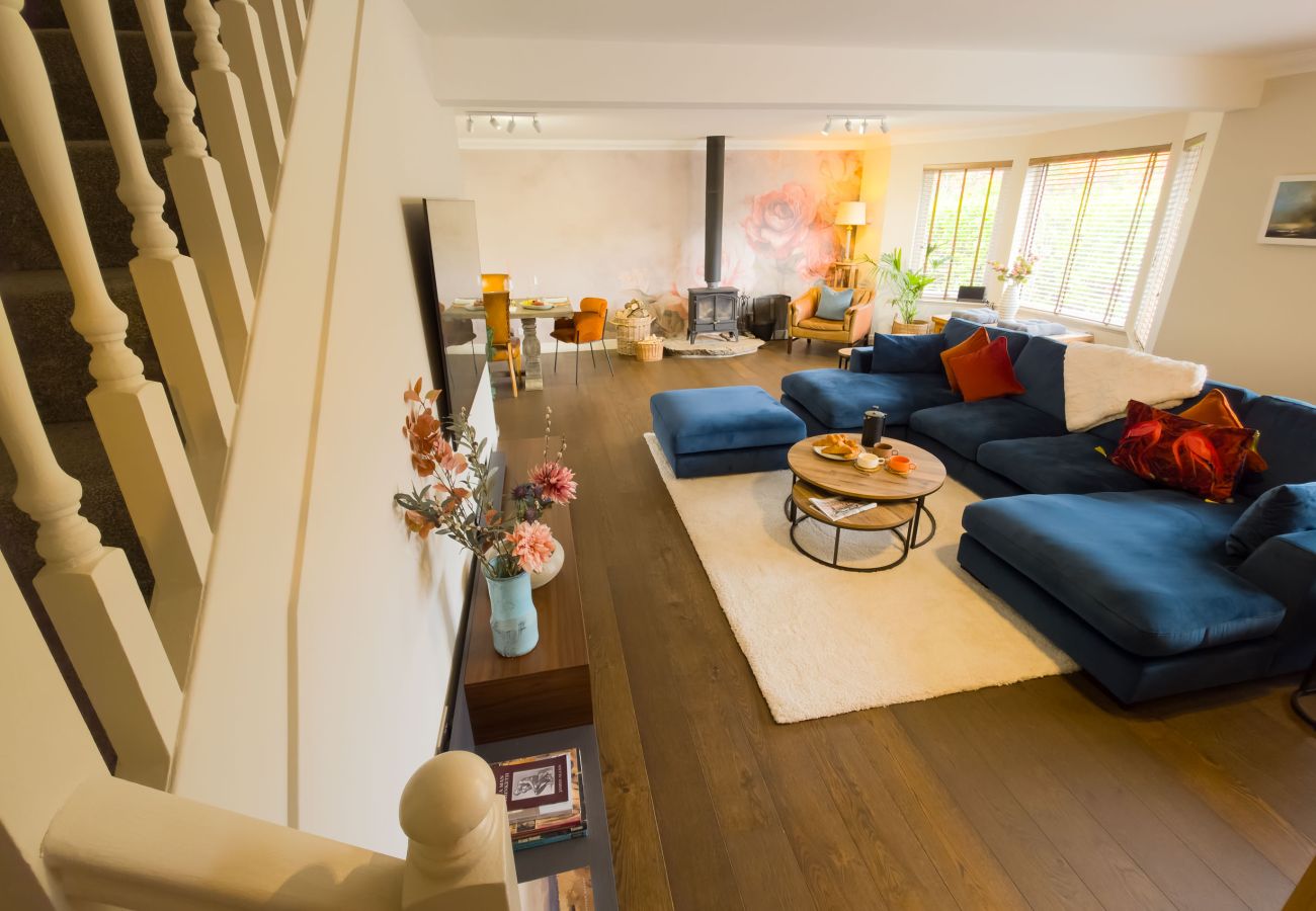 House in Aviemore - Luxurious Aviemore Lodge with hot tub