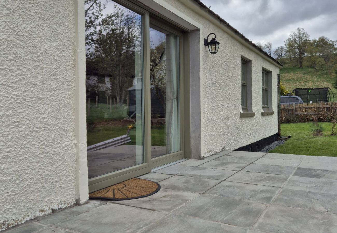 House in Kingussie - Betty's Cottage - Highland cottage near Ruthven Barracks
