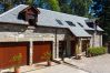 House in Boat of Garten - Red Squirrel Lodge - hot tub in Cairngorms