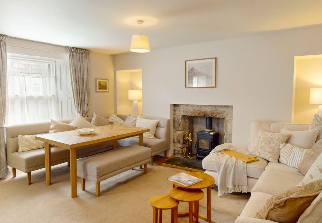 Apartment in Grantown-on-Spey - The Twinflower - townhouse in the heart of Grantown on Spey